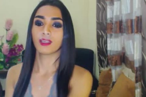 juicy ladyboy Plays Her biggest wang