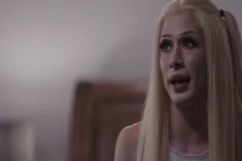 lascivious guy Didnt Expect To group-sex His Stepdaughter TBabe Jenna Gargles arse