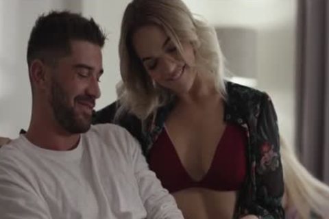 excited lad Didnt Expect To plow TBabe Emma Roses juicy dark hole
